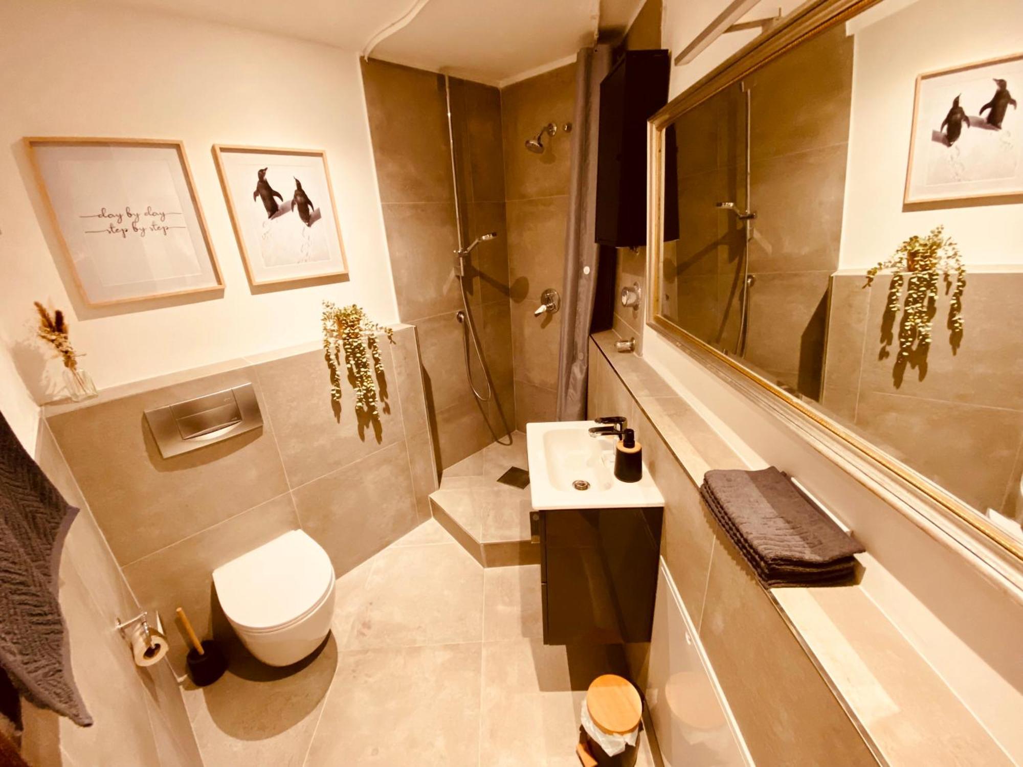 Living With Soul - Appartement Ueber Den Daechern Von Wiesbaden Dış mekan fotoğraf